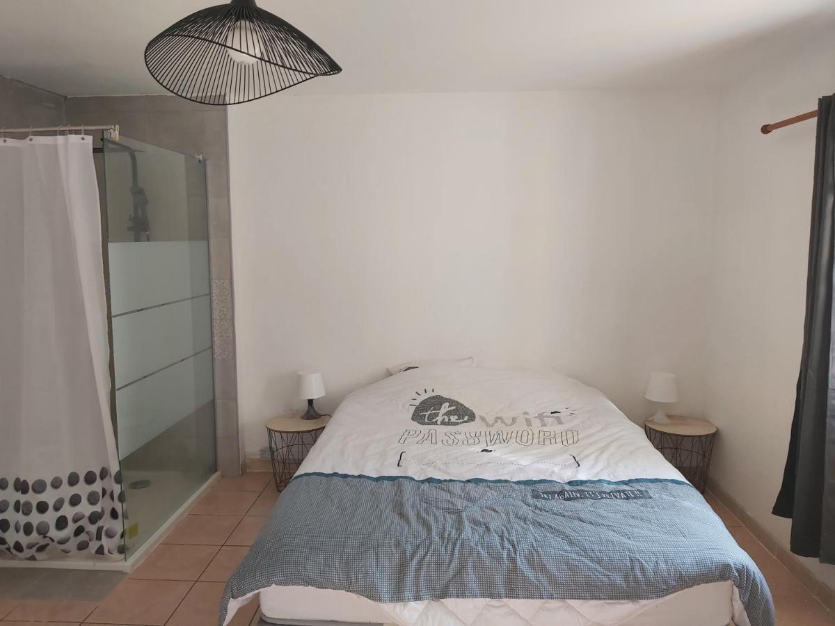 Ferienwohnung Esprit Nature Caderousse Exterior foto